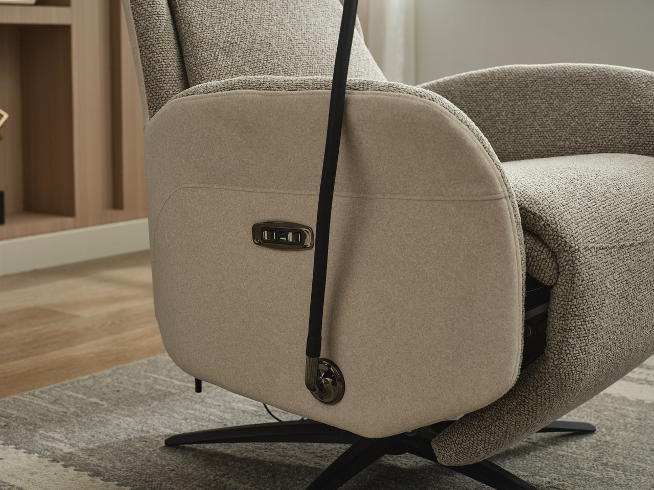 High Life LuxeFlex Comfort Chair with Integrated Reading Light.