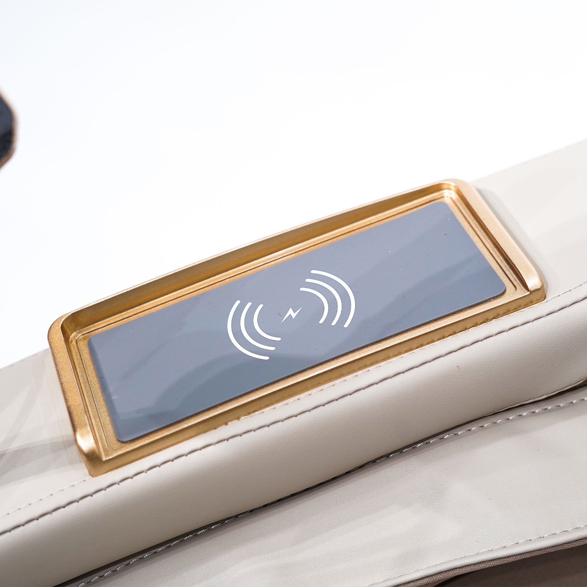 HL 101 Full Body Massage Chair